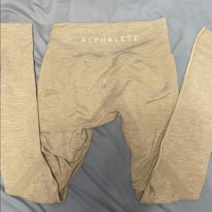 Alphalete aero leggings in taupe size medium